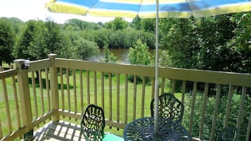 Deluxe Studio | Balcony