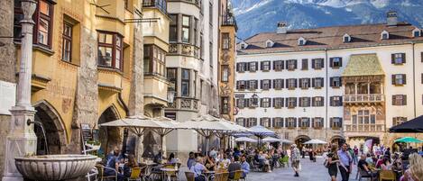 Vue sur la ville depuis l’hébergement