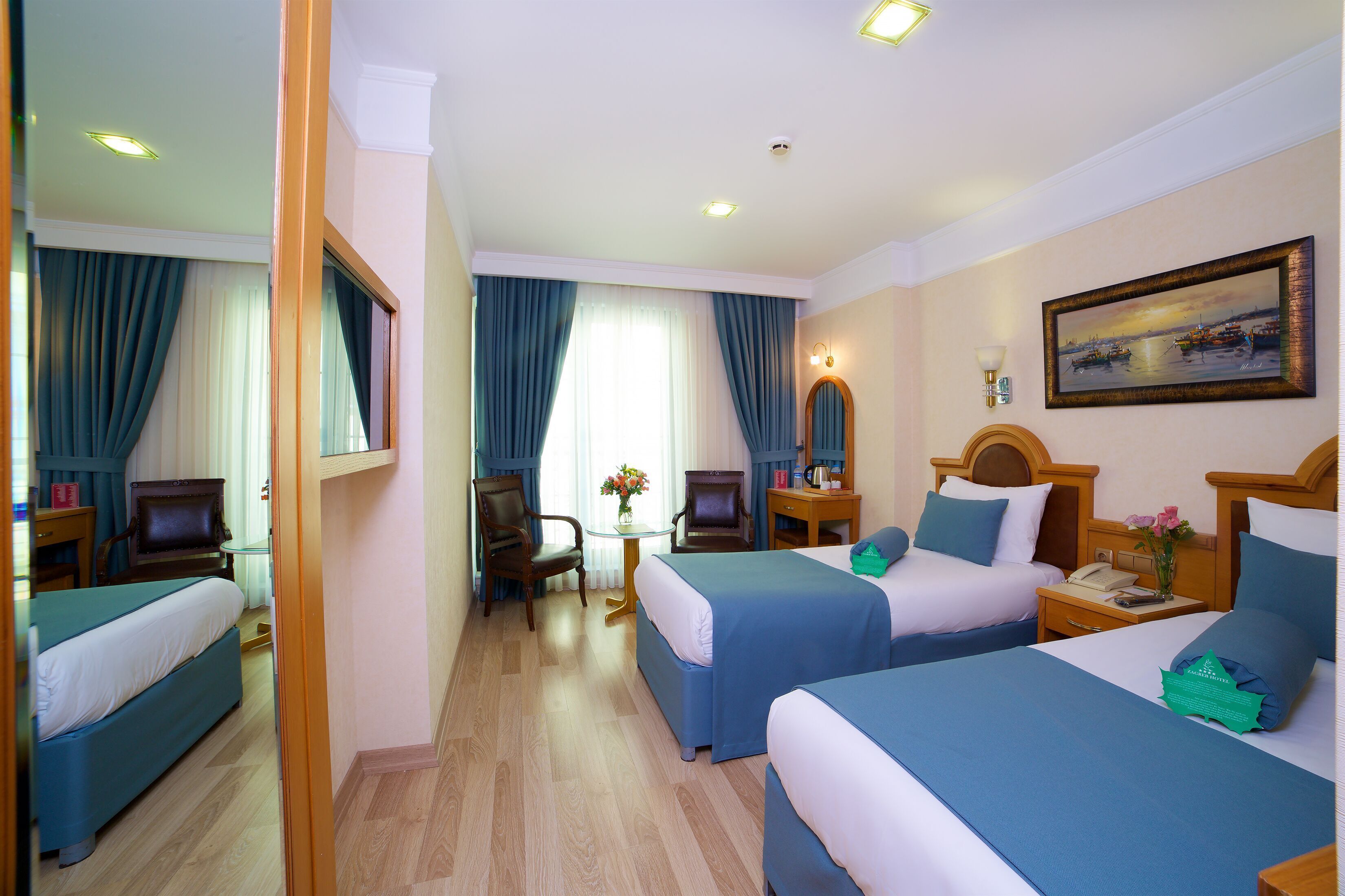 Minibar, in-room safe, soundproofing, free WiFi