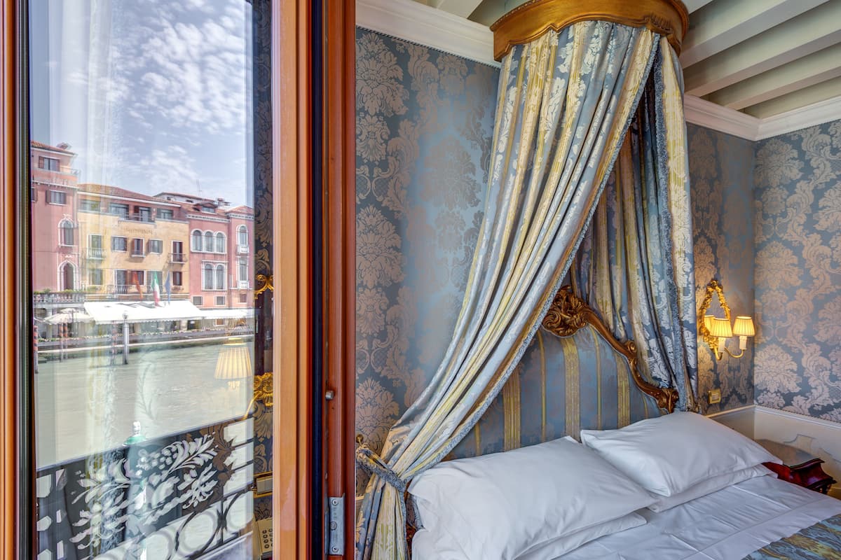 1 bedroom, premium bedding, down duvets, pillow-top beds