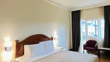 Minibar, in-room safe, desk, blackout curtains