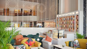 Piano bar