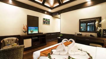 Pool Villa | Premium bedding, minibar, in-room safe, blackout curtains