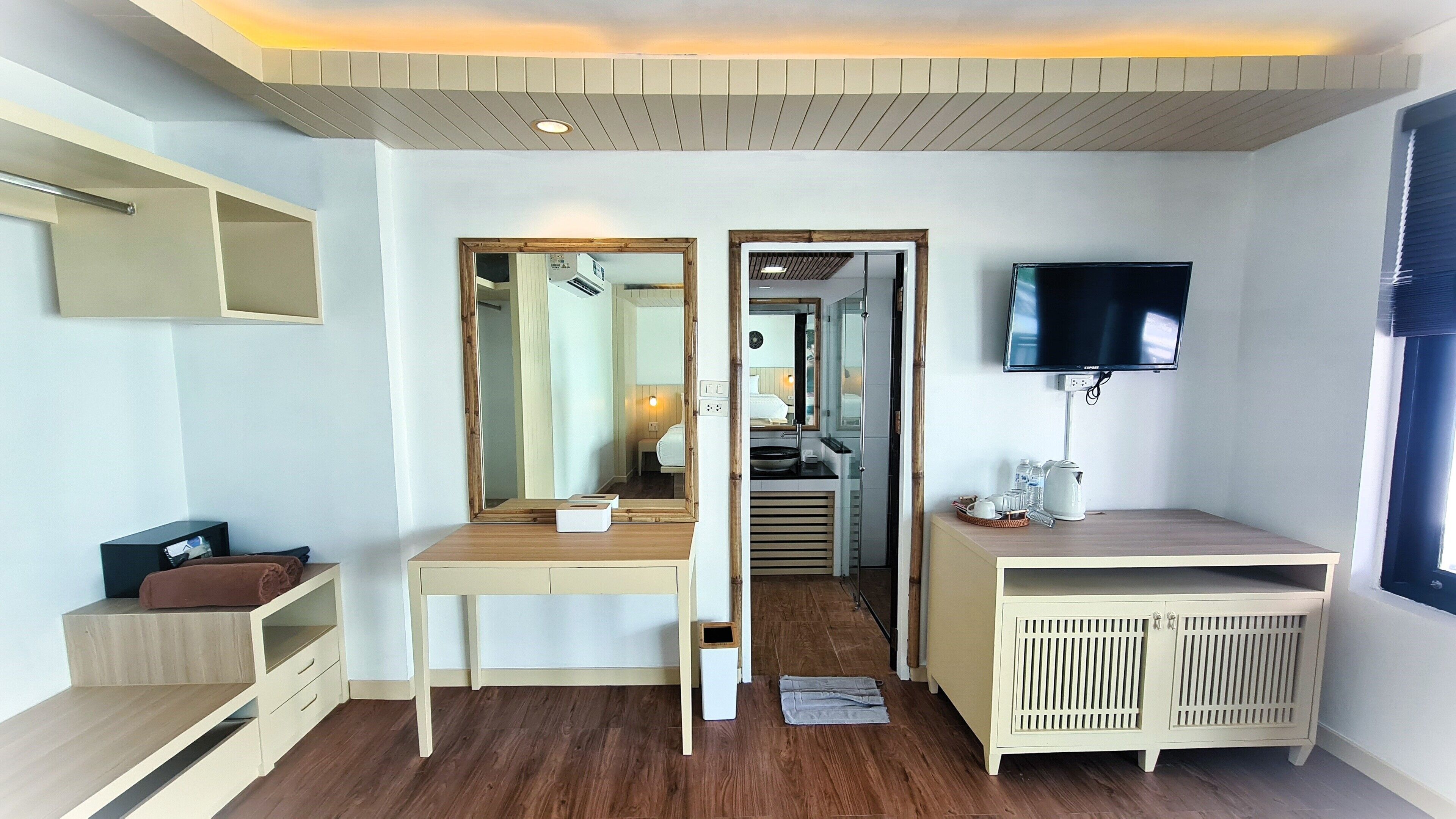 premium villa, 1 king bed, ocean view | 1 bedroom, minibar, in-room safe, individually decorated