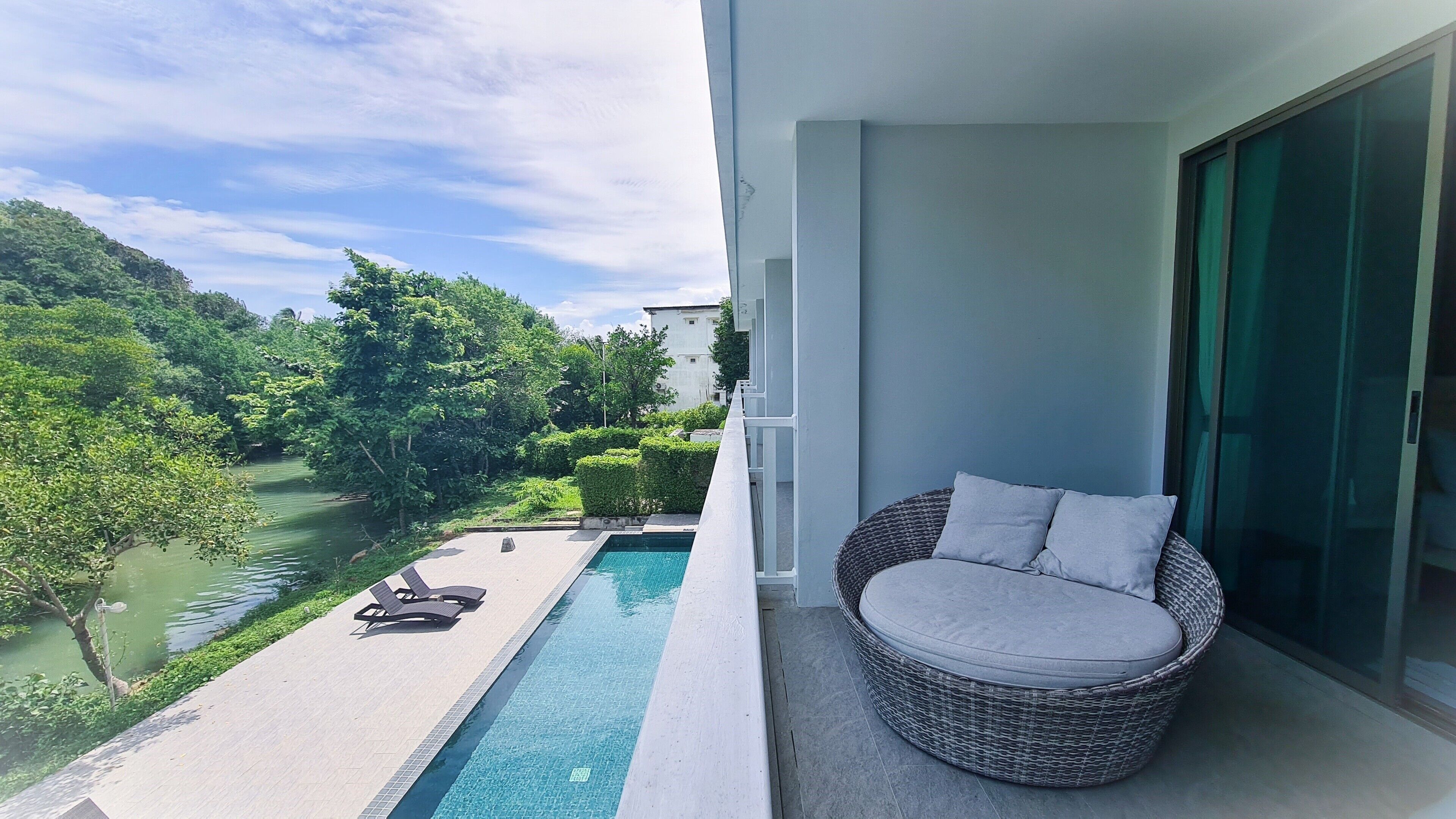 deluxe pool view suites | 1 bedroom, minibar, in-room safe, individually decorated