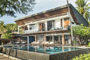 2 outdoor pools, sun loungers - Idyllic Concept Resort (Koh Lipe)