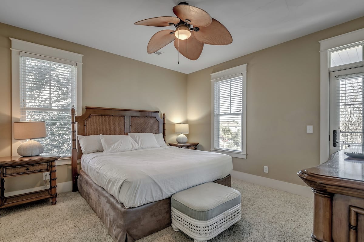 664OM Waccamaw Four Bedroom House | 1 bedroom, in-room safe, individually decorated, individually furnished