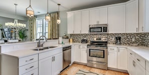 4982 Whitepoint Four Bedroom House | Private kitchen