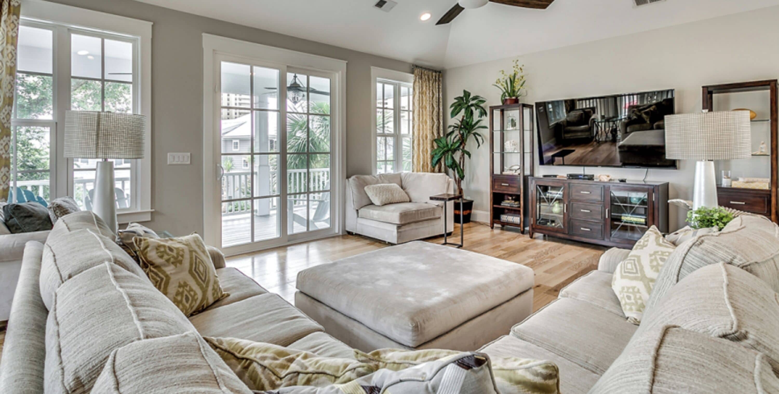 4982 whitepoint four bedroom house | living area | 48-inch flat-screen tv with cable channels, tv