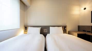 Standard Twin Room, Non Smoking | Desk, laptop workspace, iron/ironing board, free WiFi