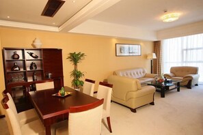 LCD TV - Hangzhou Amethyst Hotel (Hangzhou)