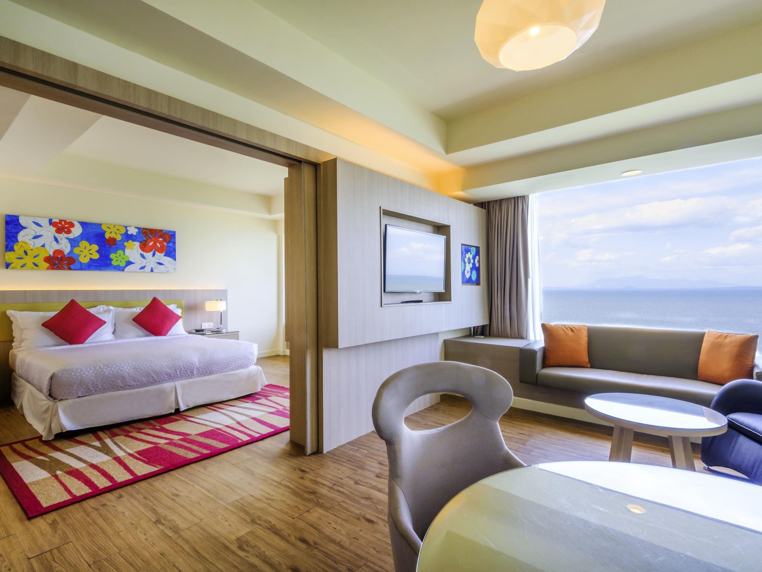 Superior Suite, 1 King Bed, Ocean View | 1 bedroom, minibar, in-room safe, blackout curtains