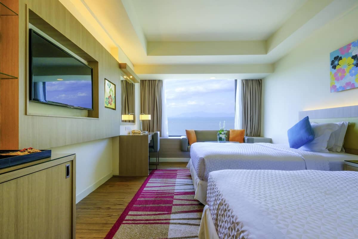 Superior Twin Room, 2 Single Beds, Ocean View | 1 bedroom, minibar, in-room safe, blackout curtains