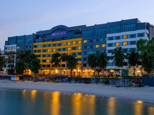 Exterior - Mercure Penang Beach (George Town)