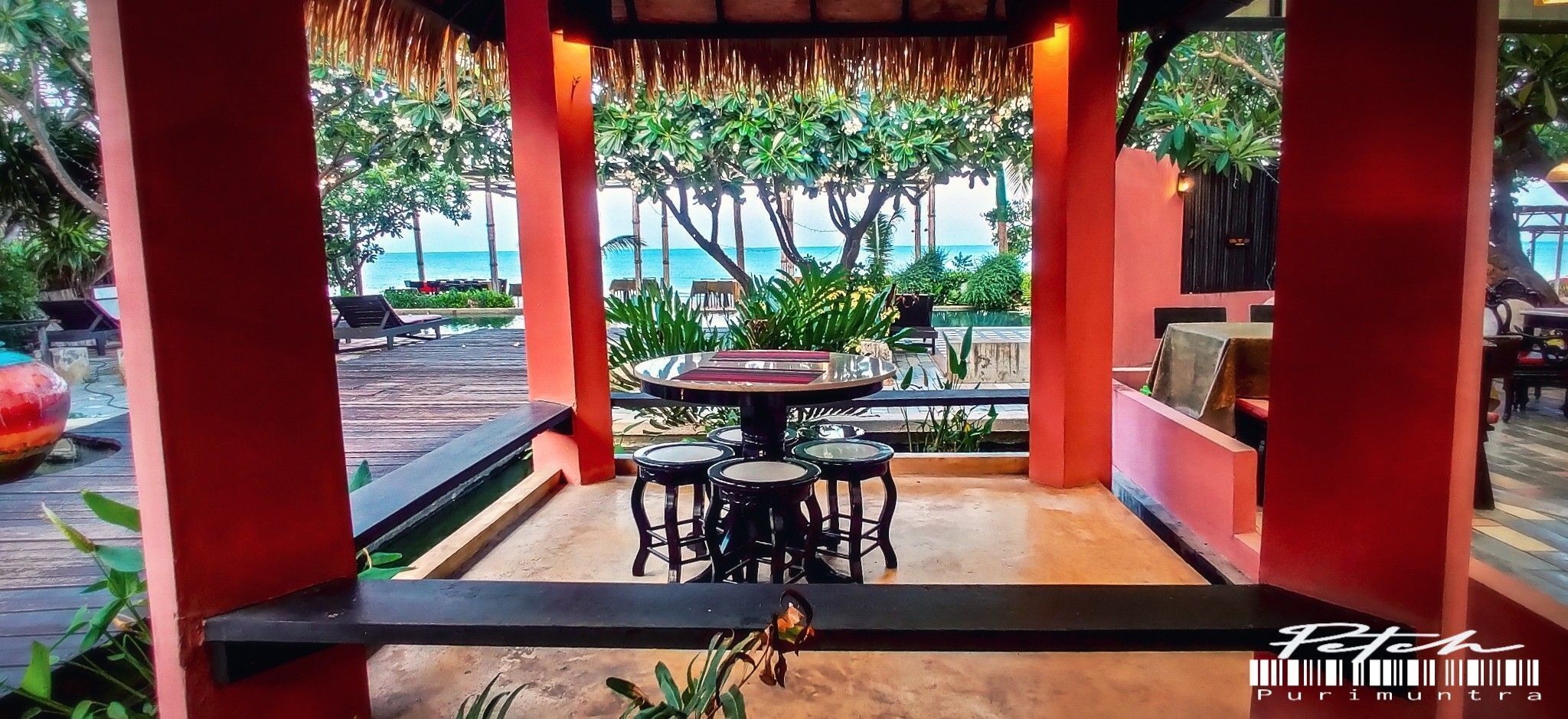 breakfast, lunch, dinner served; thai cuisine