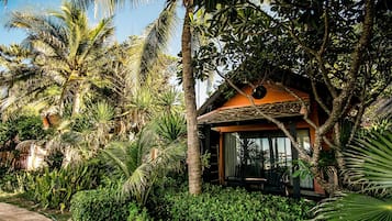 Villa, vue mer | Minibar, coffres-forts dans les chambres, bureau, lits bébé (gratuits)