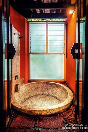 Villa, Sea View | Bathroom | Shower, rainfall showerhead, free toiletries, hair dryer - Purimuntra Resort & Spa (Pranburi)