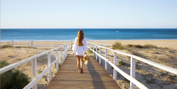 Beach nearby, beach towels