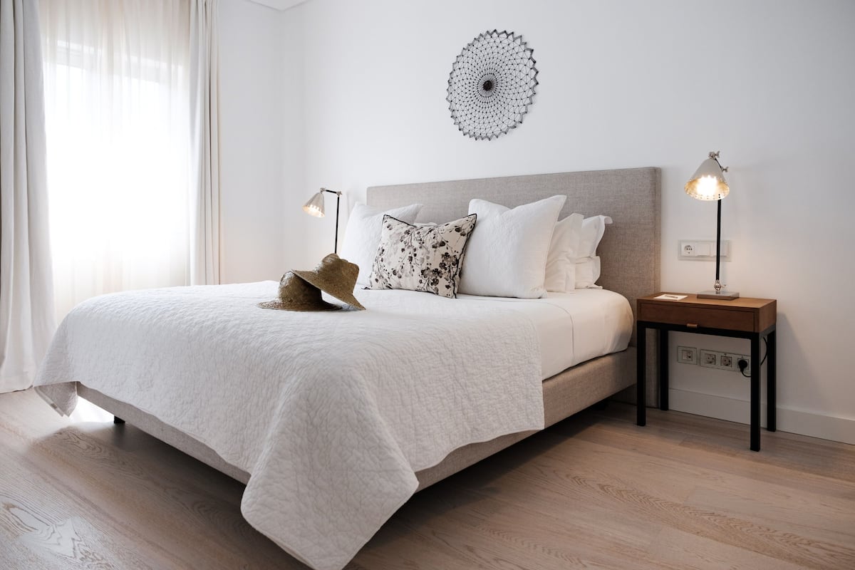 Suite | 1 habitación, minibar y caja de seguridad en la habitación