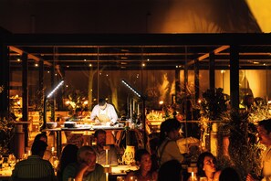 Breakfast, lunch, dinner served; Mediterranean cuisine  - Octant Praia Verde (Castro Marim)