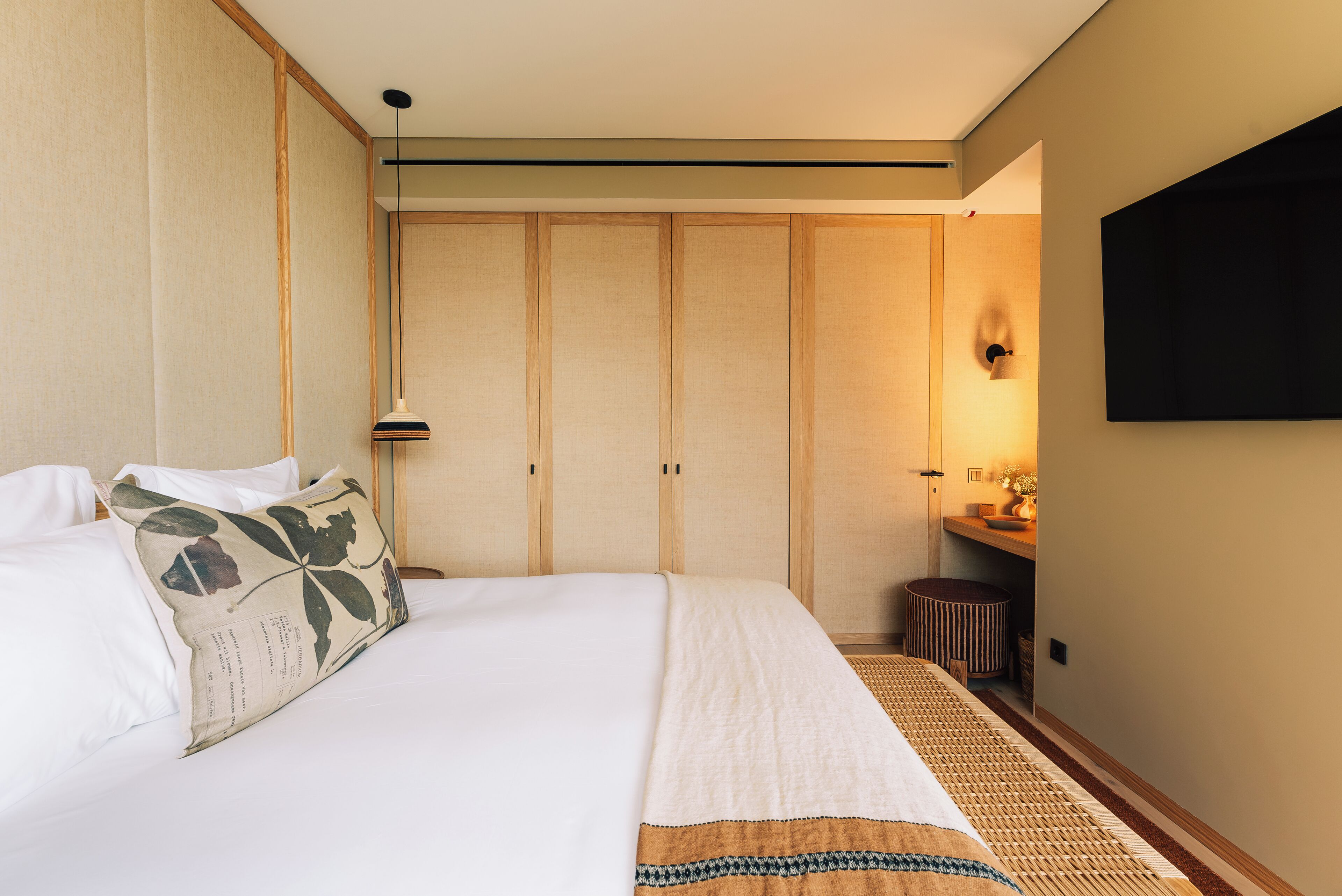 高級套房, 私人泳池 (Terrace, Praia Collection) | 迷你吧、房內夾萬、遮光窗簾/窗簾、隔音