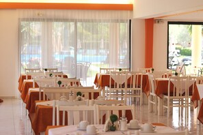 Breakfast area - Pegasus Hotel (Corfu)