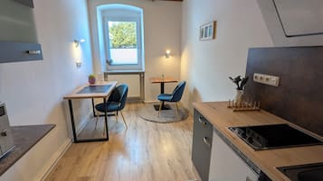 Junior Studio