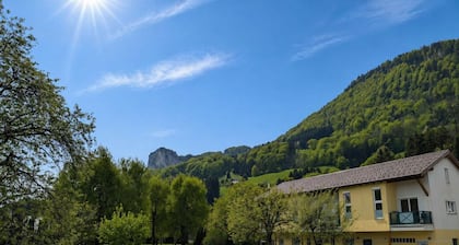 Das Au- Gut