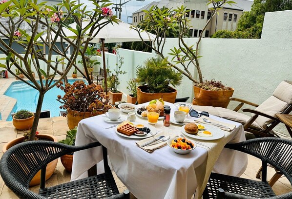 Exterior - Loloho Lodge (Cape Town)