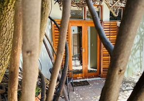 Exterior - Loloho Lodge (Cape Town)