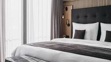Suite estudio junior (Penthouse) | Ropa de cama hipoalergénica, minibar, caja fuerte