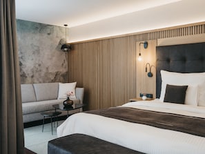 Grand Deluxe Room II