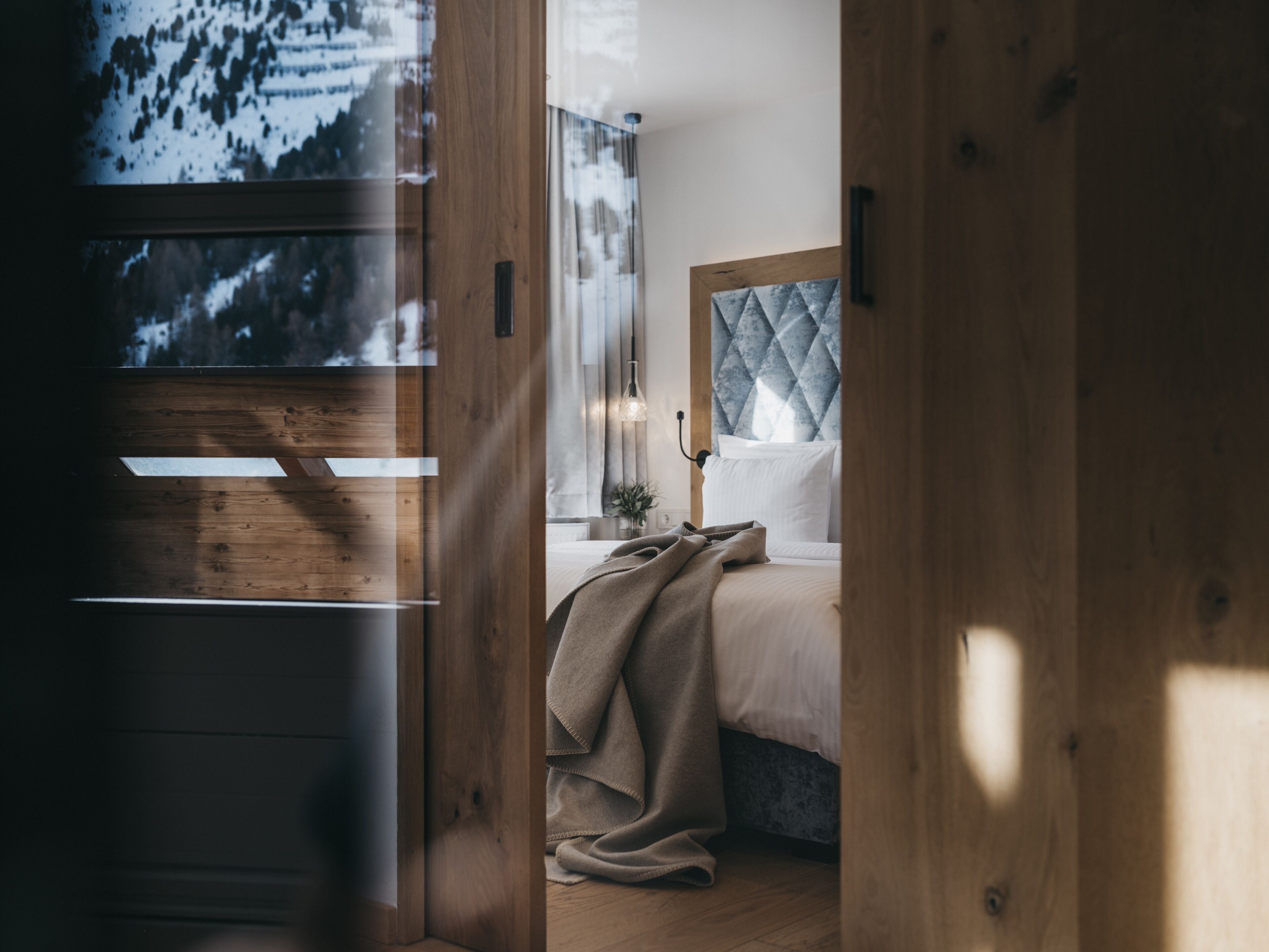 尊荣套房 | 防过敏的被褥、客房内保险箱、笔记本电脑工作区、隔音