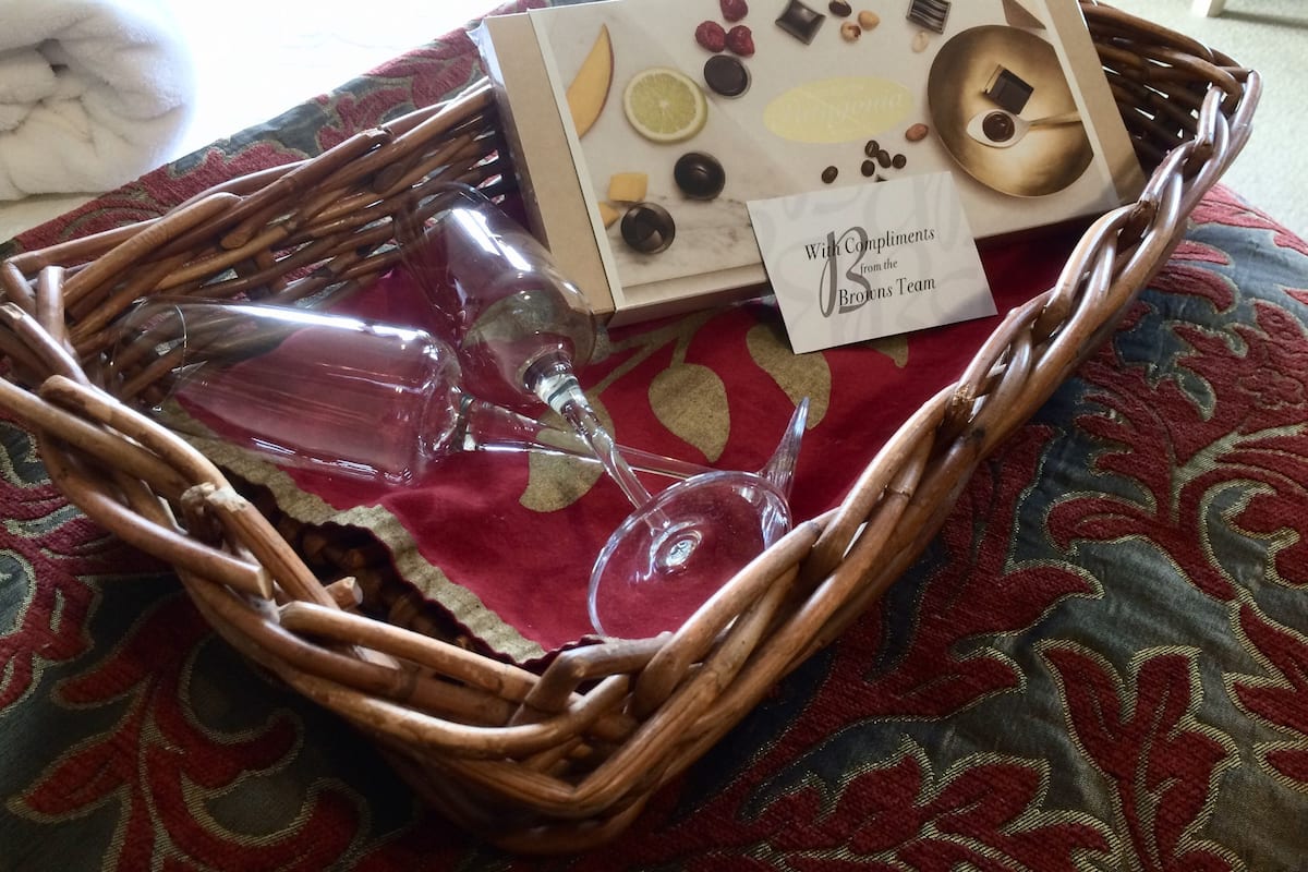 Zimmer | Hochwertige Bettwaren, Pillowtop-Betten, Zimmersafe