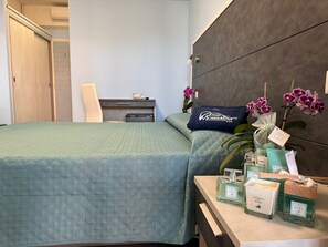 Standard Double or Twin Room | In-room safe, individually decorated, individually furnished, desk - Monna Lisa (Marciana)