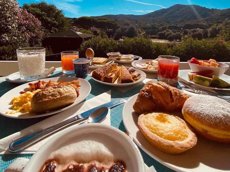 Desayuno buffet incluido