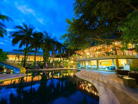 Outdoor pool, open 8:00 AM to 6:00 PM, pool umbrellas, pool loungers