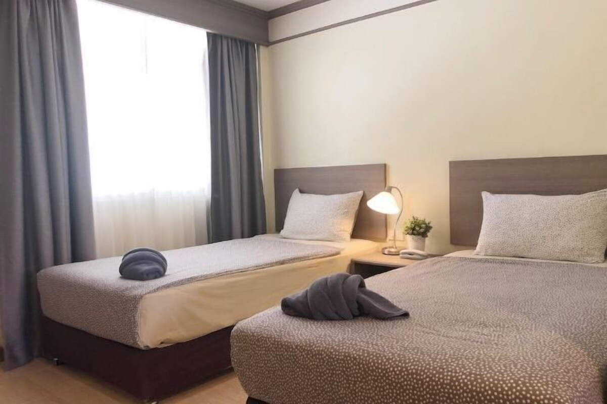 In-room safe, desk, WiFi (free), bed sheets