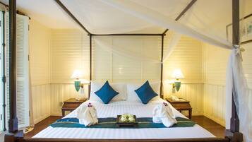 Deluxe King Bed Room | Hochwertige Bettwaren, Minibar, Zimmersafe, Schreibtisch