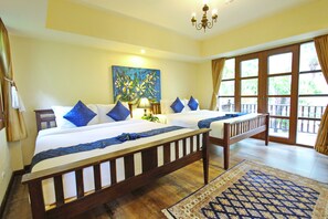 Deluxe Family Suite | In-room safe, desk, blackout drapes, free WiFi - Shewe Wana Suite Resort (Chiang Mai)