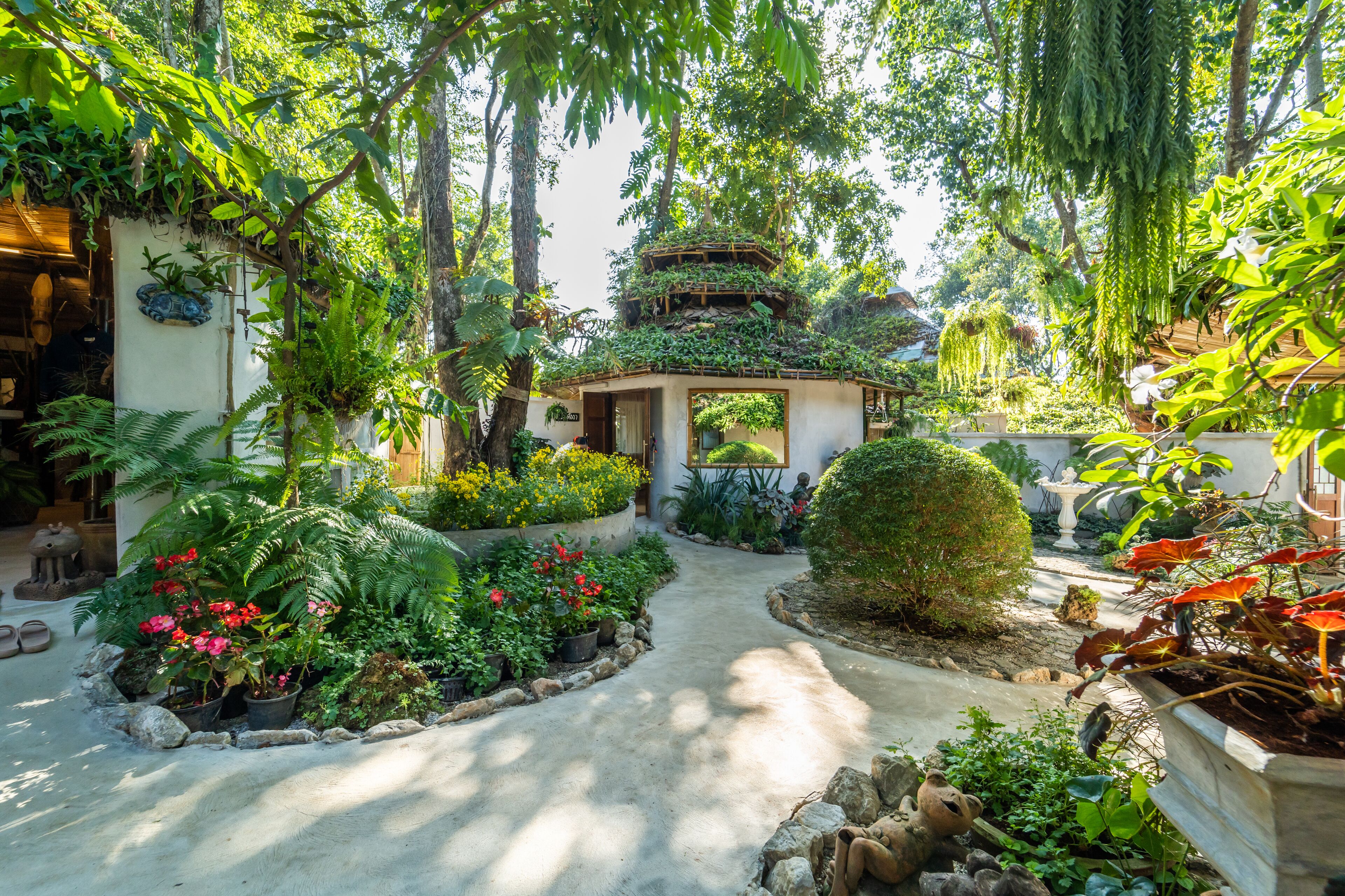 Couples treatment room(s), sauna, body treatments, hydrotherapy