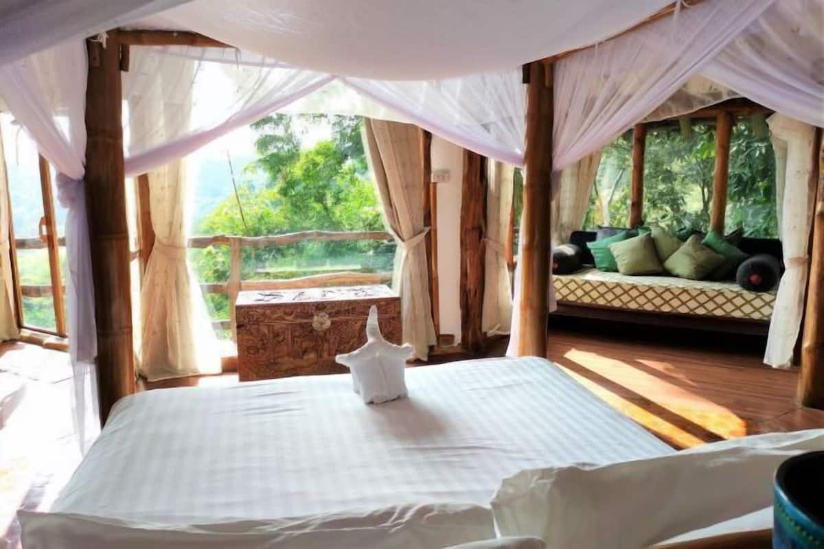 1 bedroom, in-room safe, desk, blackout drapes