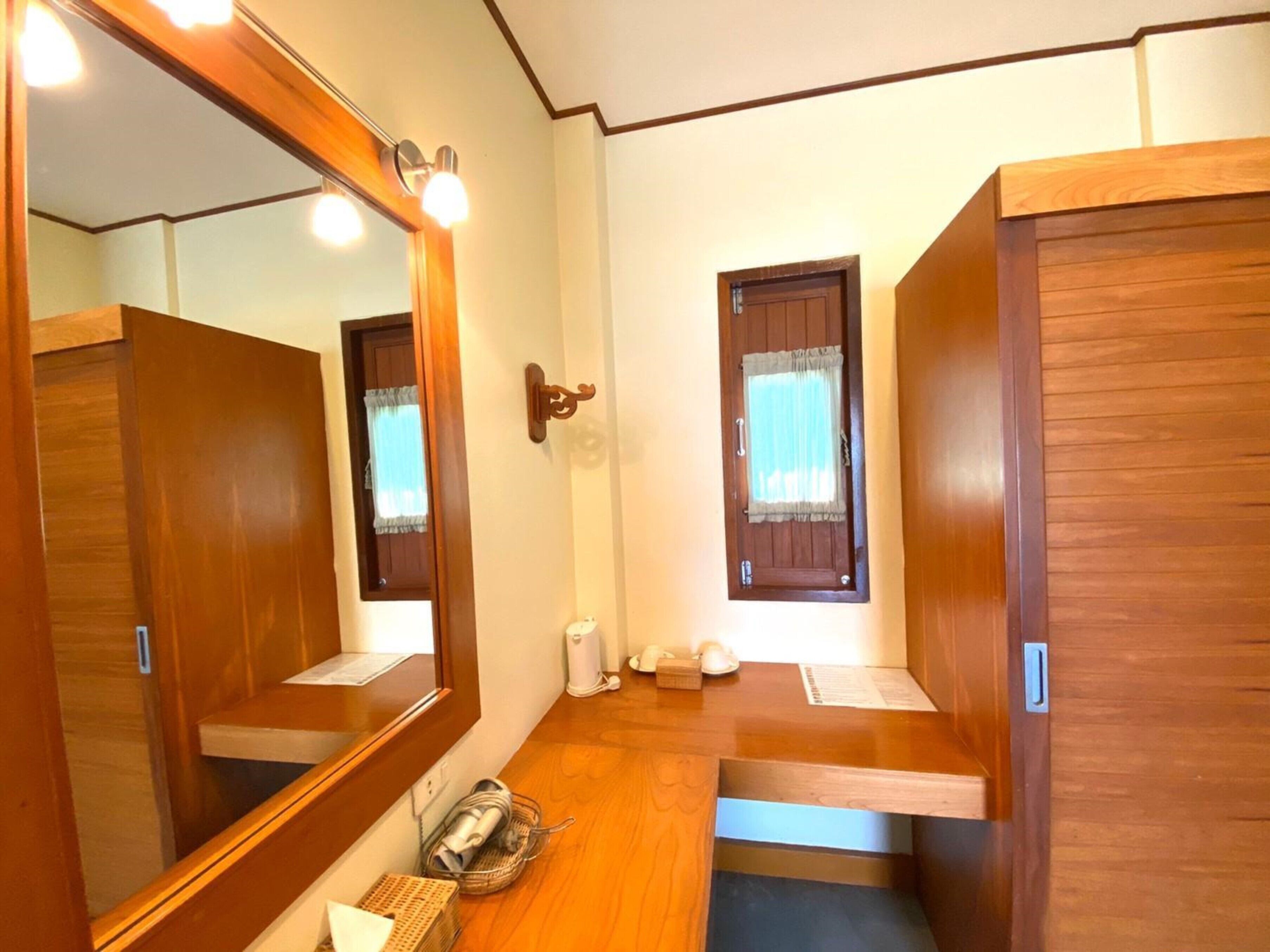 villa room | minibar, desk, free wifi