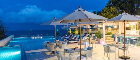 Beach bar