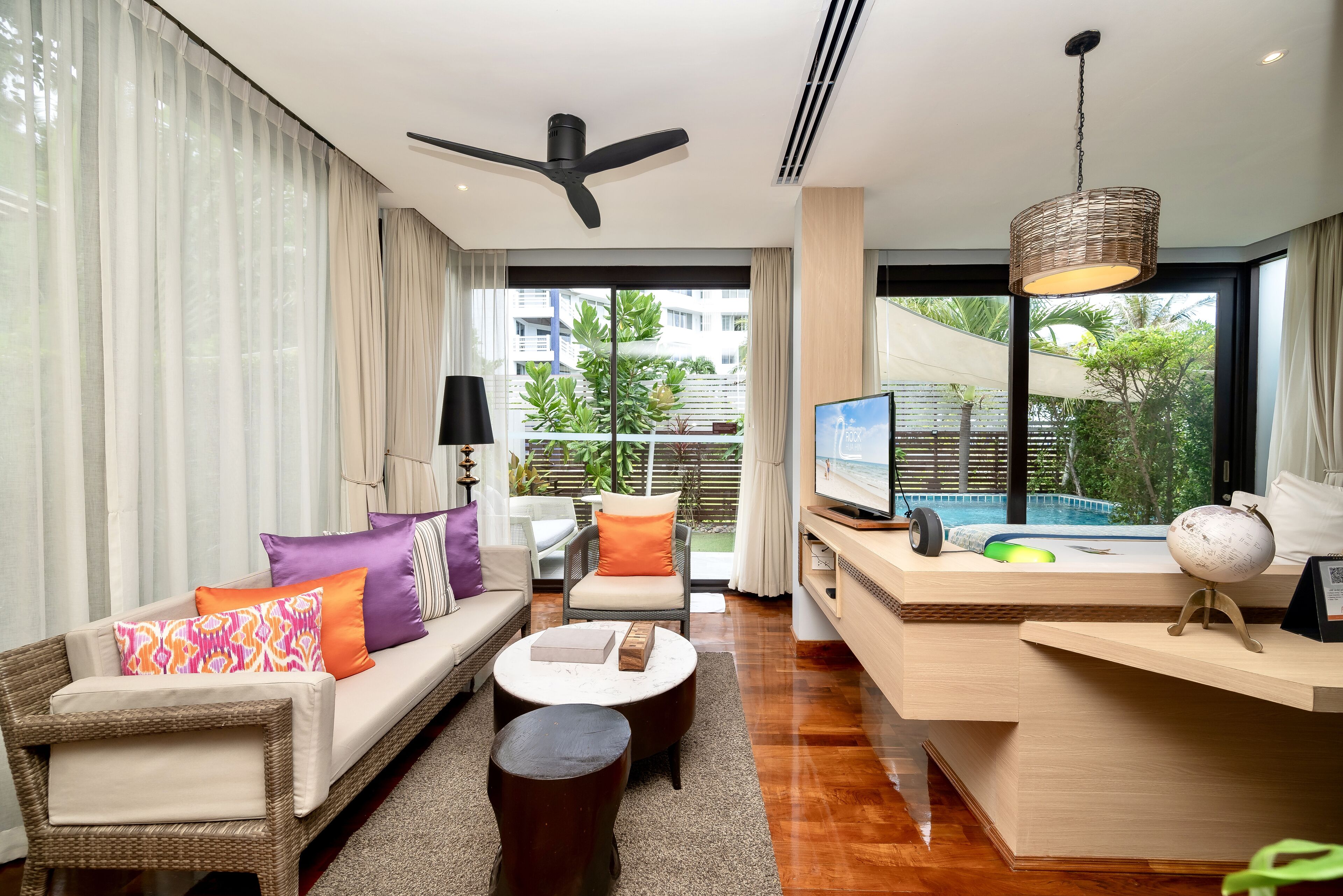 Photo - The Rock Hua Hin Beachfront Spa Resort