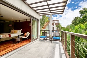 Suite (Pearl) | Terrace/patio - The Rock Hua Hin Beachfront Spa Resort (Hua Hin)