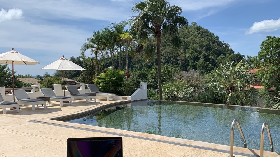 Ao Nang Colors Hotel - Aonang Beach