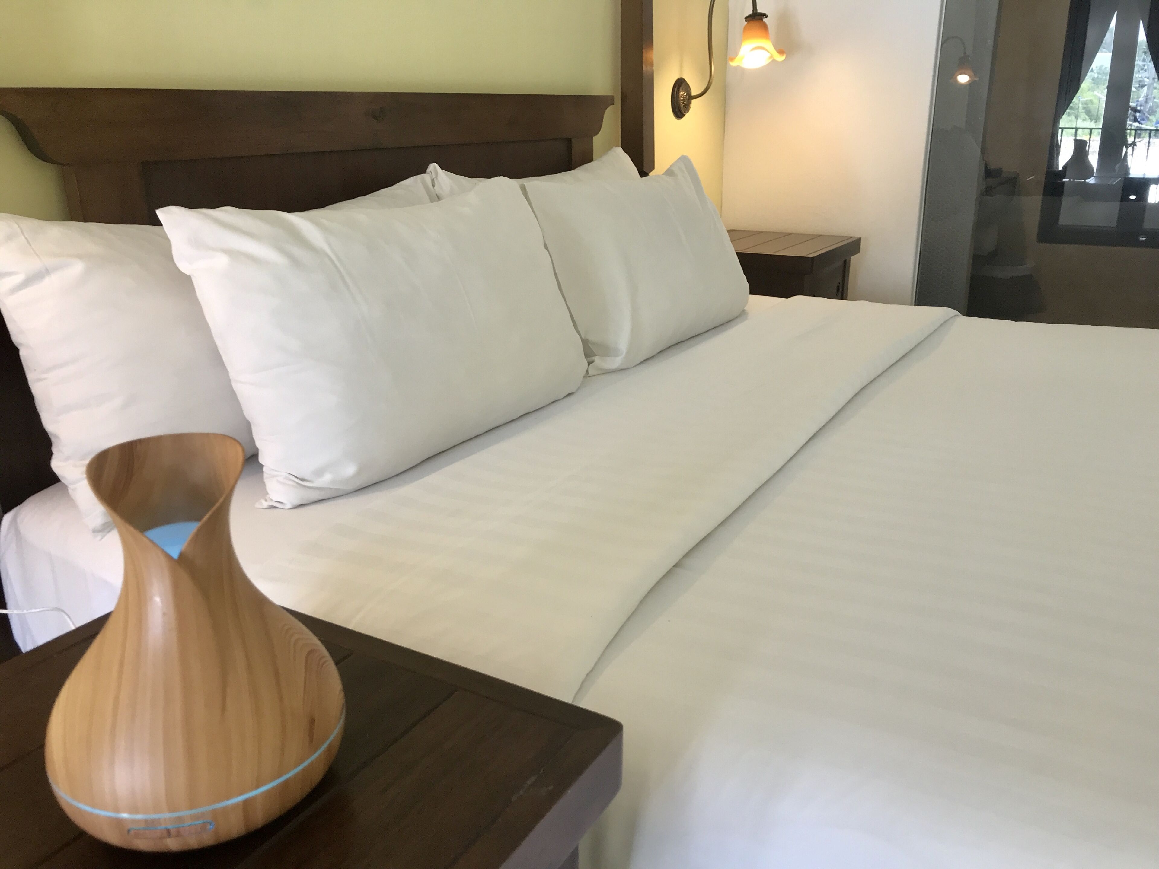 1 bedroom, minibar, individually decorated, individually furnished