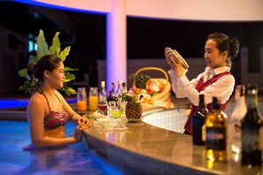 Poolside bar