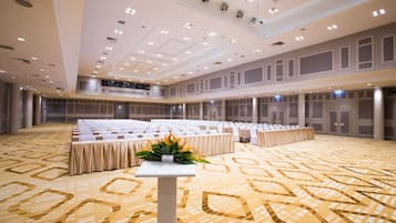 Meeting facility